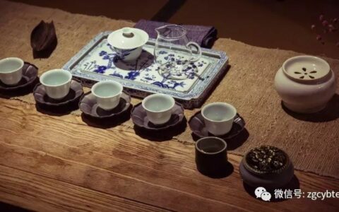 在一个有六千件古茶器、五千块宋窑砖、数百件老家具的地方喝茶是什么感受？