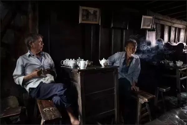有这个才华还用卖茶？茶界高质量文案的天花板来了