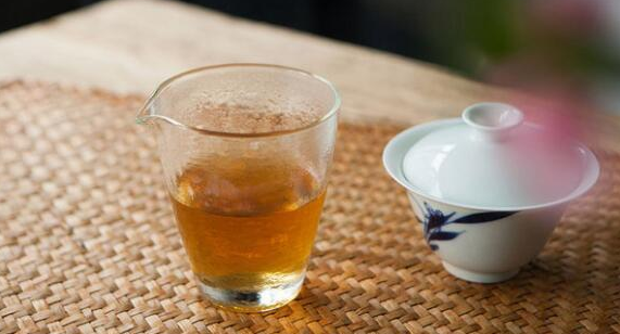 重“颜值”轻“品质”？茶叶过度包装成重灾区？茶叶包装到底何去何从！