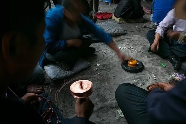 在拉萨泡茶馆是种什么体验？