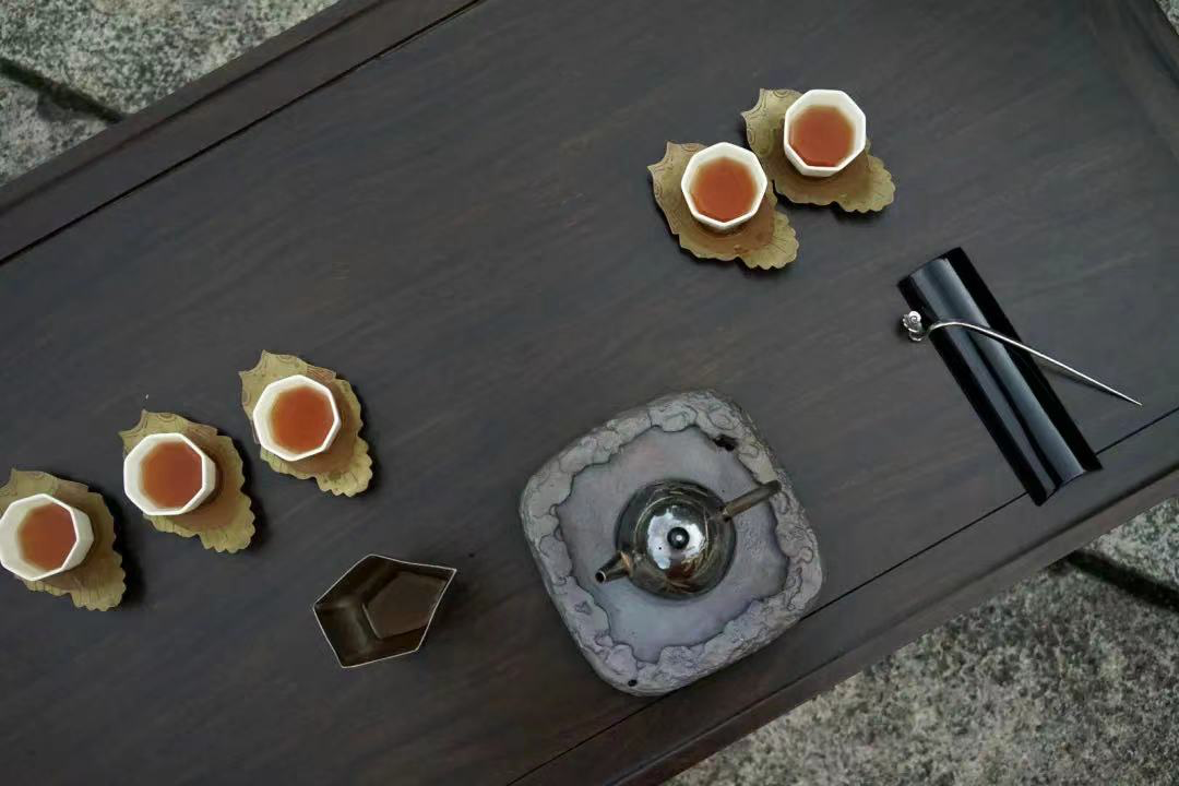 各类茶周边层出不穷，茶企为什么望而却步？