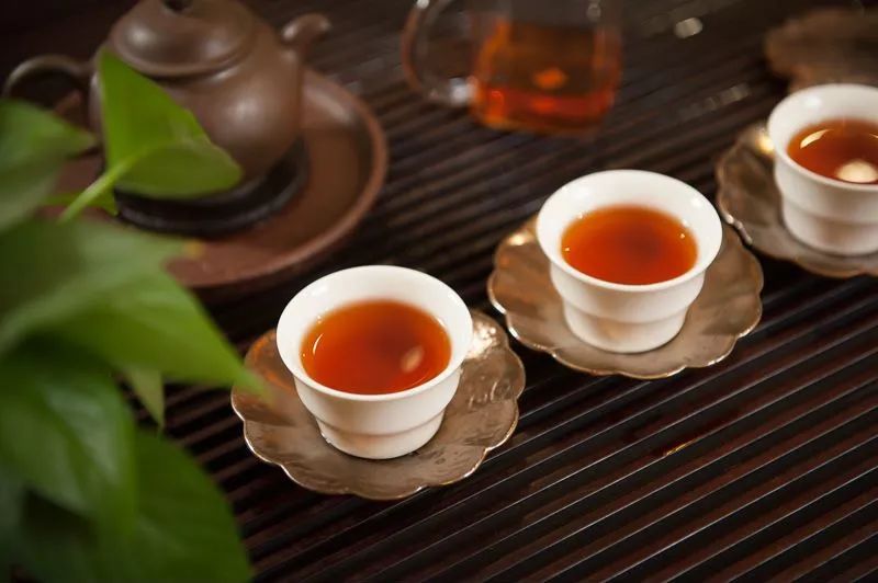 没有蹭过茶的老茶鬼，人生是不完整的
