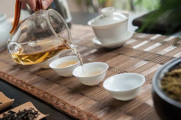 身骨轻飘/滴滴涕/乐果…把茶描述得五迷三道，这些玩家型语言到底说的啥？