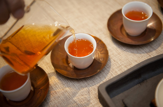 如何将逼格满满的大师级茶评化为己用?这9款百搭术语包你闪耀茶会