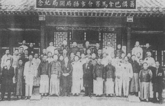 你能想象吗？从汉口到上海再到欧洲，几乎所有茶商都在等着为这款茶接驾！