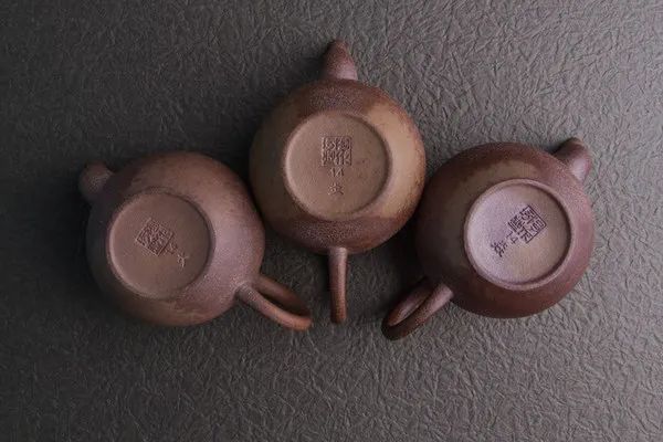以器引茶:一生只爱一个女人叫专情,一泡茶要用N套茶具泡叫专业!