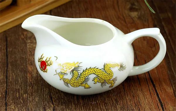 这些足以毁掉一处茶席的茶具，你曾经/现在是否也拥有过？