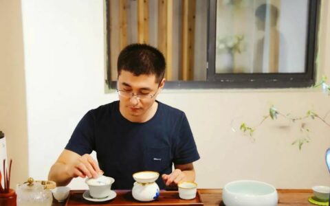 看高手泡上千遍,为啥我还是泡不好茶?投茶量/水温/冲泡时间这三要素是命门！