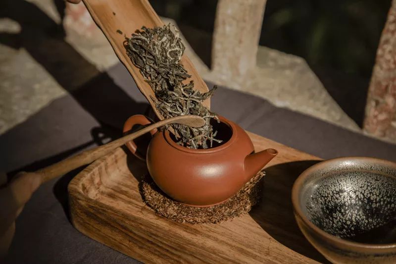 茶叶拼配：现代茶企的核心机密，得此技者得天下？六位制茶大师为你详解