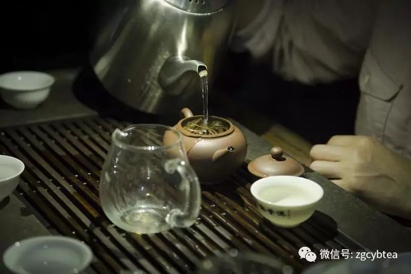 全国2862个县中它毫不起眼,却用牛肉丸和白溪茶氤氲了客家山乡梦