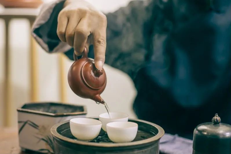没有蹭过茶的老茶鬼，人生是不完整的