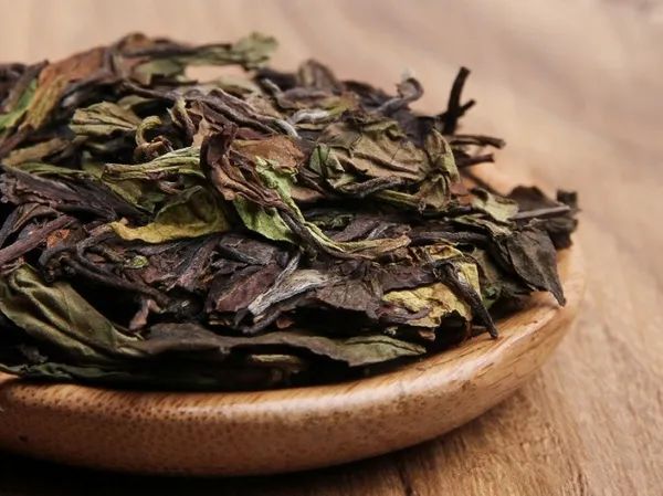 用安吉白茶做白茶？那苍老师也能过教师节了！（附安吉“白茶”品鉴报告）