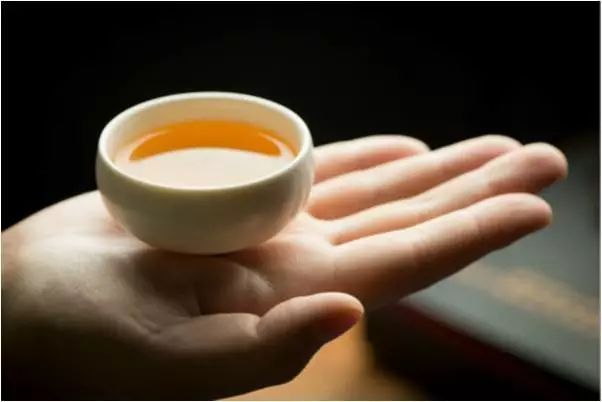 国风音乐盛典：喝不同茶类时，最适合听哪些国风音乐？十四首经典国乐推荐