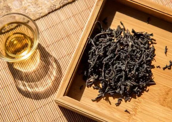 咏春拂穴手和葵花点穴手哪个更厉害？看这份经典口误名单，不信你不笑