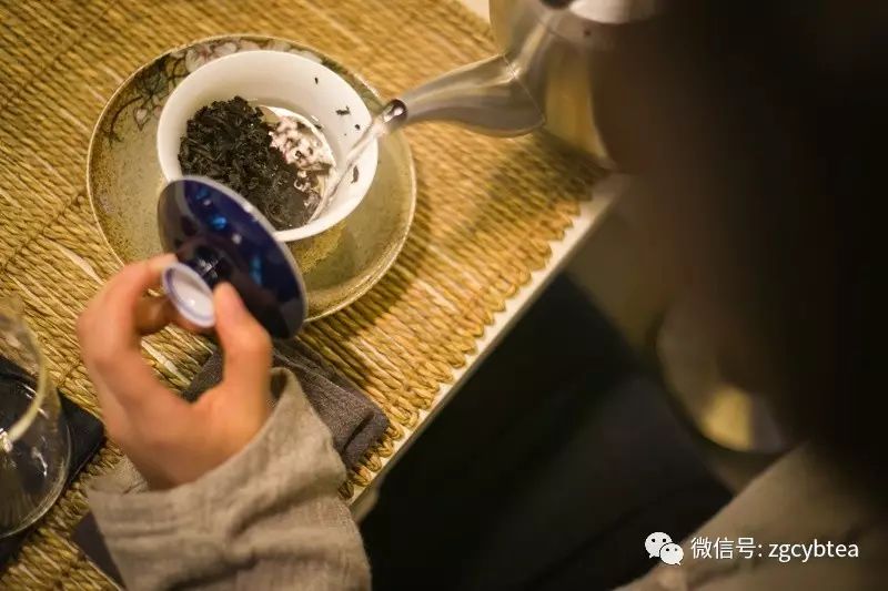 与茶店老板相比，你们的泡茶技术之间只差这篇冲泡秘籍