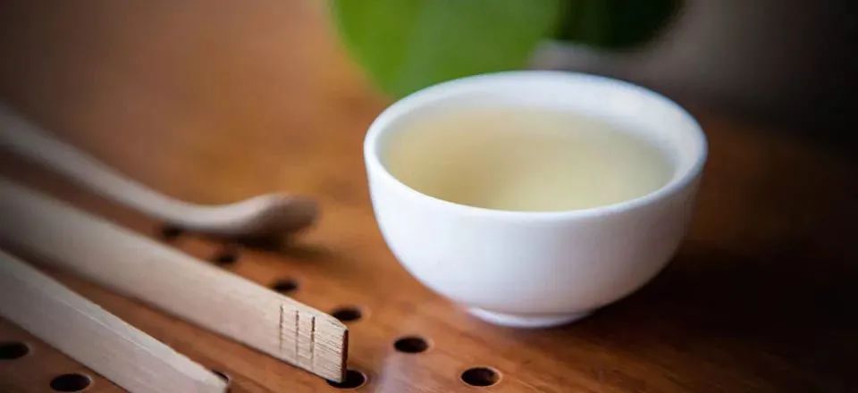 同为“瘾品”的茶和酒，都有哪些相似之处？